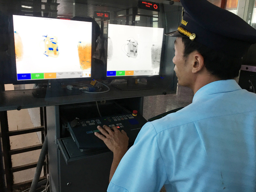 Bộ Tài chính yêu cầu các lực lượng trực thuộc giám sát chặt chẽ người, phương tiện, hàng hóa xuất nhập cảnh để phòng ngừa dịch cúm corona vào Việt Nam