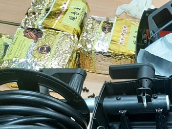 Tang vật 13kg ma túy đá bị Hải quan Tây Ninh thu giữ