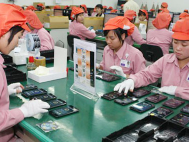 6 tháng qua, nhóm hàng xuất khẩu lớn nhất của Việt Nam vẫn là điện thoại các loại và linh kiện