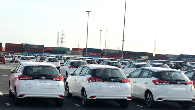 Xe ô tô nhập khẩu về Việt Nam chủ yếu qua các cửa khẩu, cảng biển TP.HCM và Hải Phòng