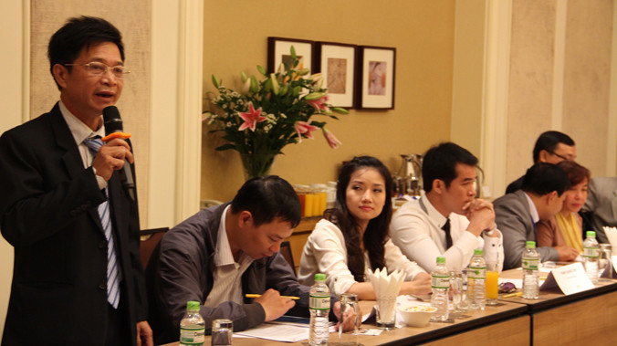 Phó Vụ trưởng Vụ Giáo dục Trung học (Bộ GD&ĐT) Nguyễn Trọng Hoàn phát biểu tại Hội thảo.