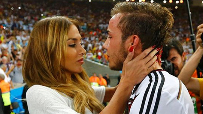 Gotze đã sẵn sàng rước Kathrin về dinh.