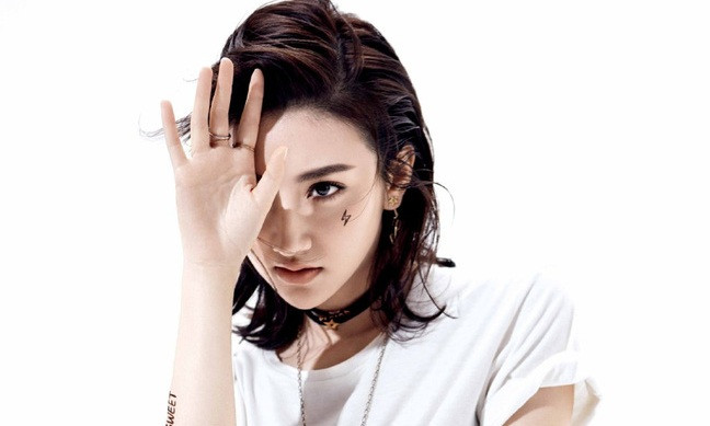 Cảnh Điềm là cái tên không xa lạ ở Cbiz, nhưng mãi không chịu vụt sáng.