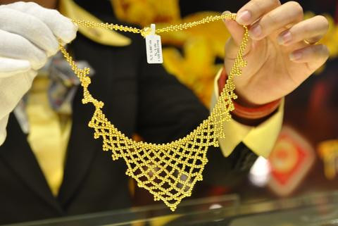 Giá vàng suy yếu phiên cuối tuần.