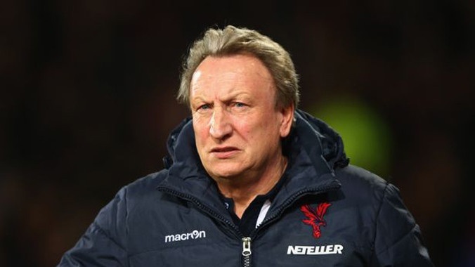 Neil Warnock đã bị Palace sa thải.