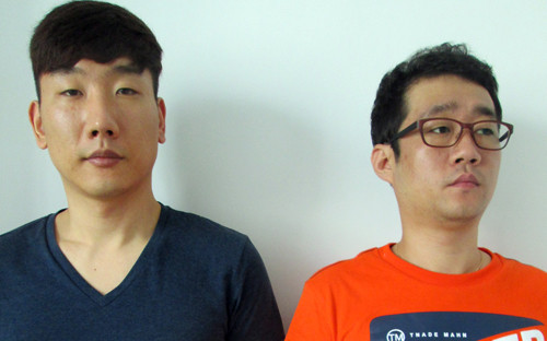 Một trong số những nghi can vừa được bàn giao cho cảnh sát Hàn Quốc. Ảnh: Cơ quan điều tra cung cấp.