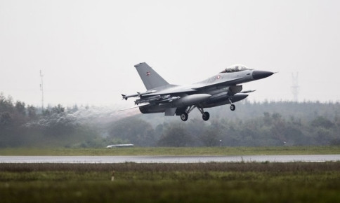 Chiến đấu cơ F-16 của Đan Mạch. Ảnh: AP.
