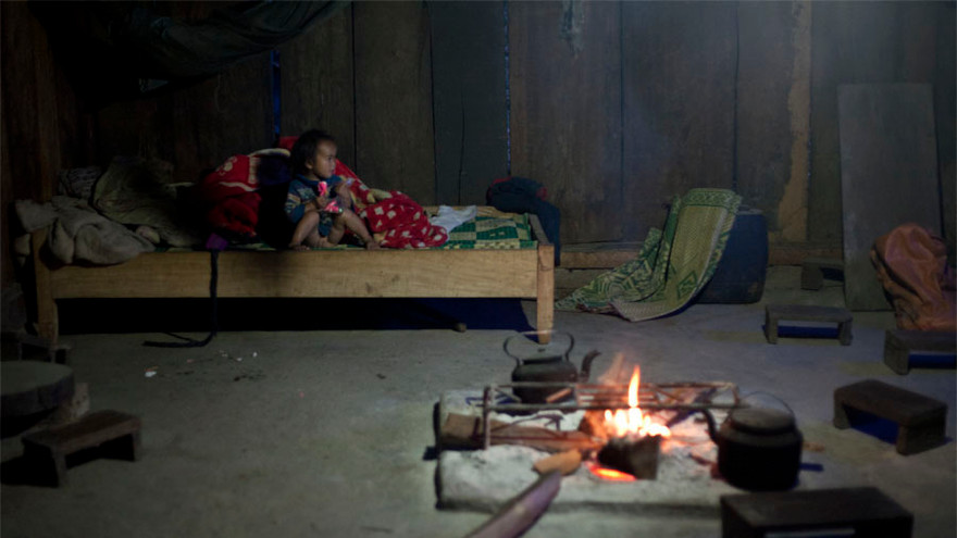 Than củi cháy trong phòng kín sinh ra khí CO có thể gây ngộ độc chết người. Ảnh minh họa: Internet