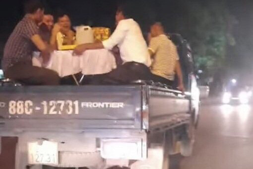 Hình ảnh chiếc xe tải chia sẻ trên mạng xã hội.