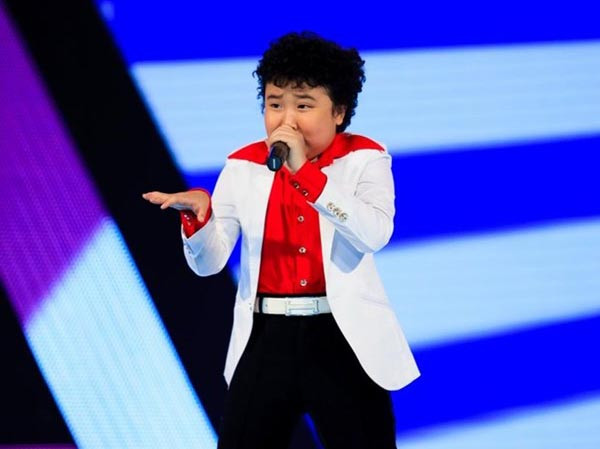 Giọng hát Việt nhí: Xem lại màn trình diễn của Hoàng Anh