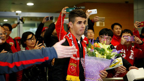 'Bom tấn' Oscar trong ngày đầu cập bến Trung Quốc