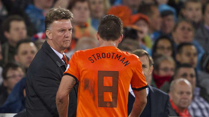 BẢN TIN Thể thao sáng: Strootman đồng ý gia nhập M.U