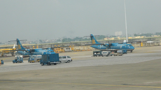 Sân bay Tân Sơn Nhất.
