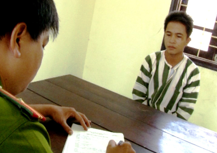 Hoàng Tài- đối tượng chủ mưu bị bắt giữ tại cơ quan công an