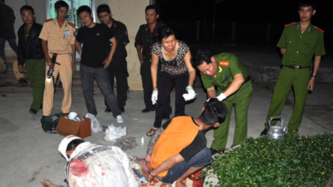 Các nghi phạm bị thương đang được chăm sóc y tế. Ảnh: Mai Thanh Hải 