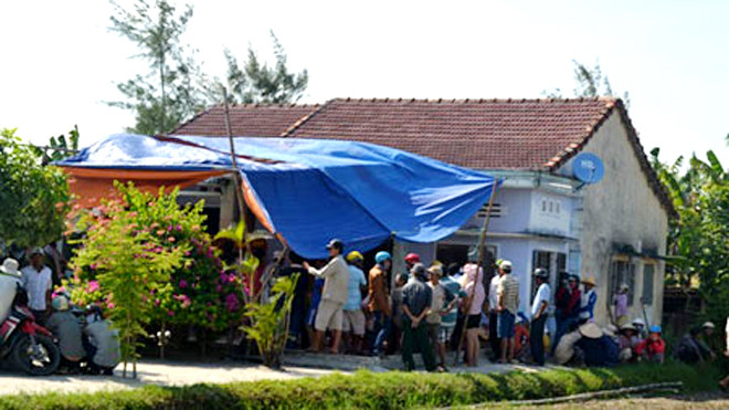 Gia đình tổ chức tang lễ cho nạn nhân