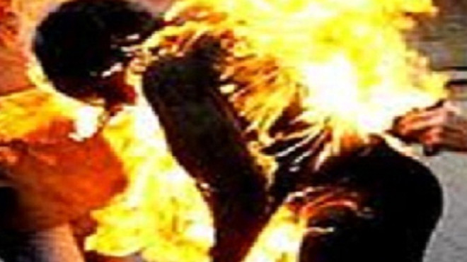 Điều tra vụ nữ sinh 13 tuổi tự thiêu