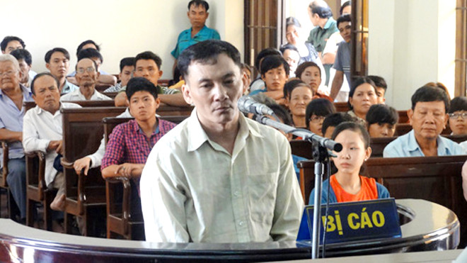 Bị cáo Trung tại phiên tòa