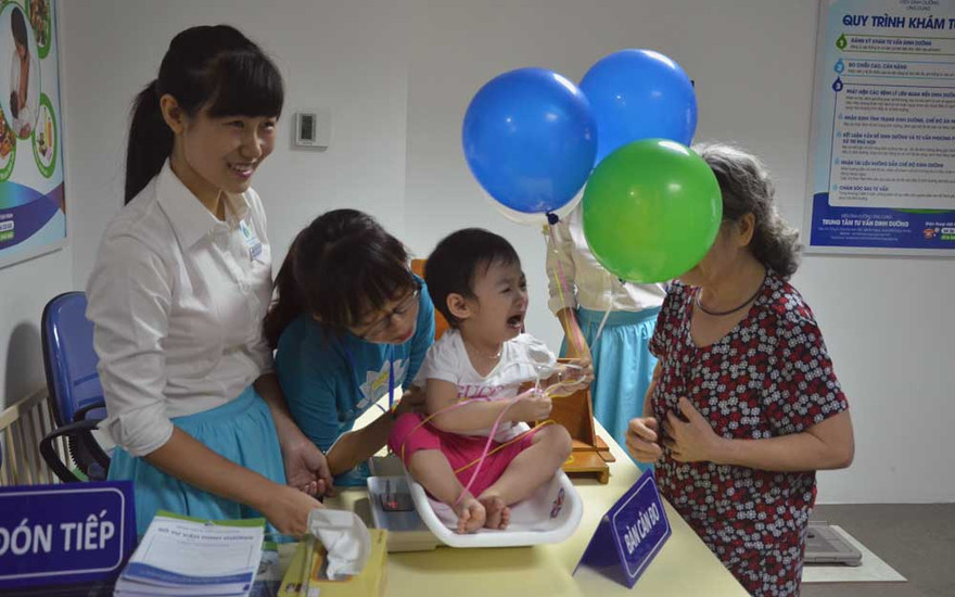 Sáng nay, Trung tâm tư vấn Dinh dưỡng đi vào hoạt động.