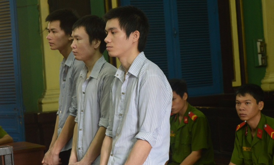 Các bị cáo tại toà.