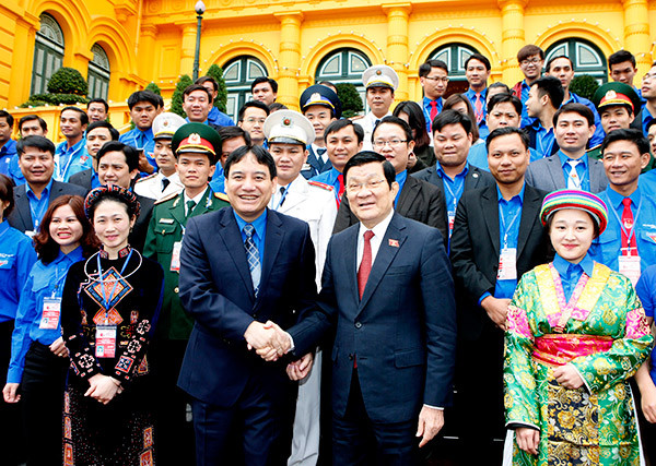 Học tập nếp sống giản dị của Chủ tịch Hồ Chí Minh