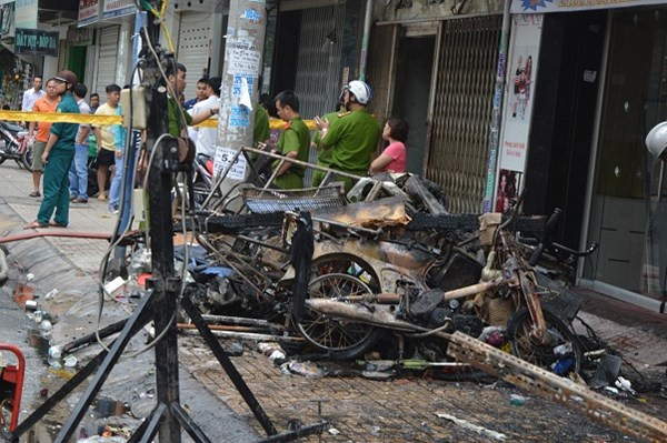 Nhiều tài sản bị cháy đen 