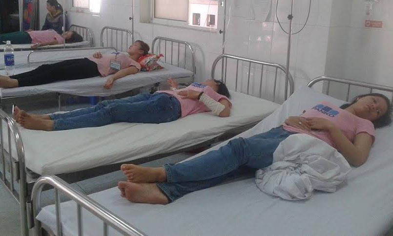Công nhân của công ty TNHH MTV Panko Tam Thăng điều trị tại bệnh viện đa khoa Minh Thiện.