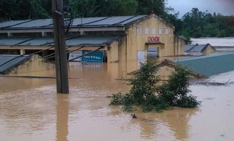 Số người chết vì lũ tăng cao, trên 100 nghìn nhà bị ngập