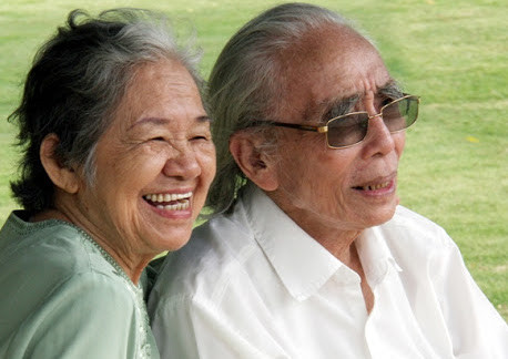 Con trai nhạc sỹ Phan Huỳnh Điểu nhắc về tình cảm hơn 60 năm sâu đậm của cha mẹ