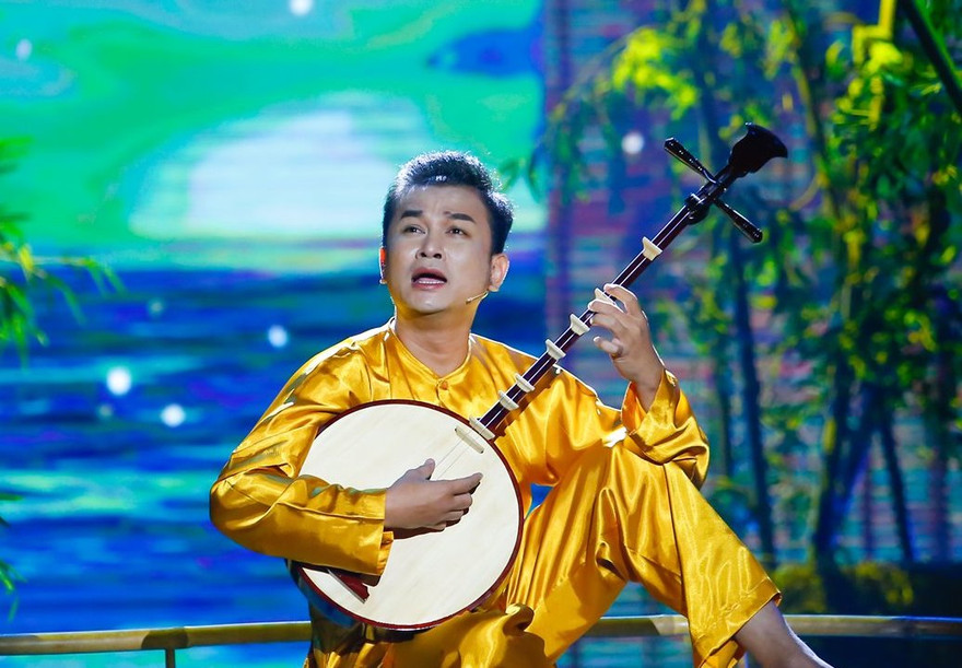 NSƯT Hữu Quốc nói về 'cái bẫy' tình - tiền giữa nghệ sĩ và khán giả