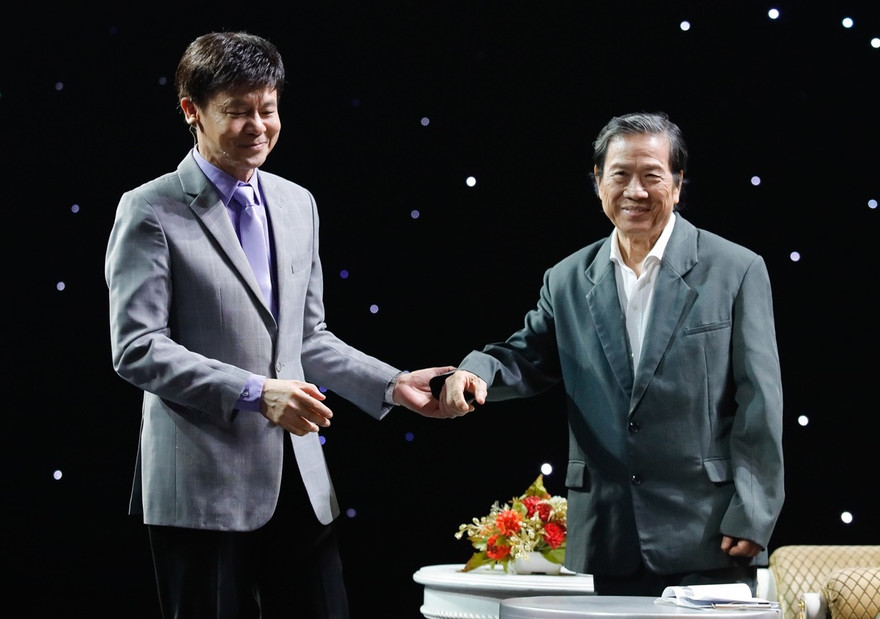 Danh ca Thái Châu và cuộc hạnh ngộ đầy xúc động với tác giả 'Bài Thánh ca buồn'