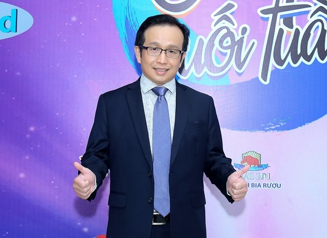 Đạo diễn Lê Hoàng: Nhiều nữ nghệ sỹ cố tình chọn sinh mổ, không cho con bú để giữ dáng