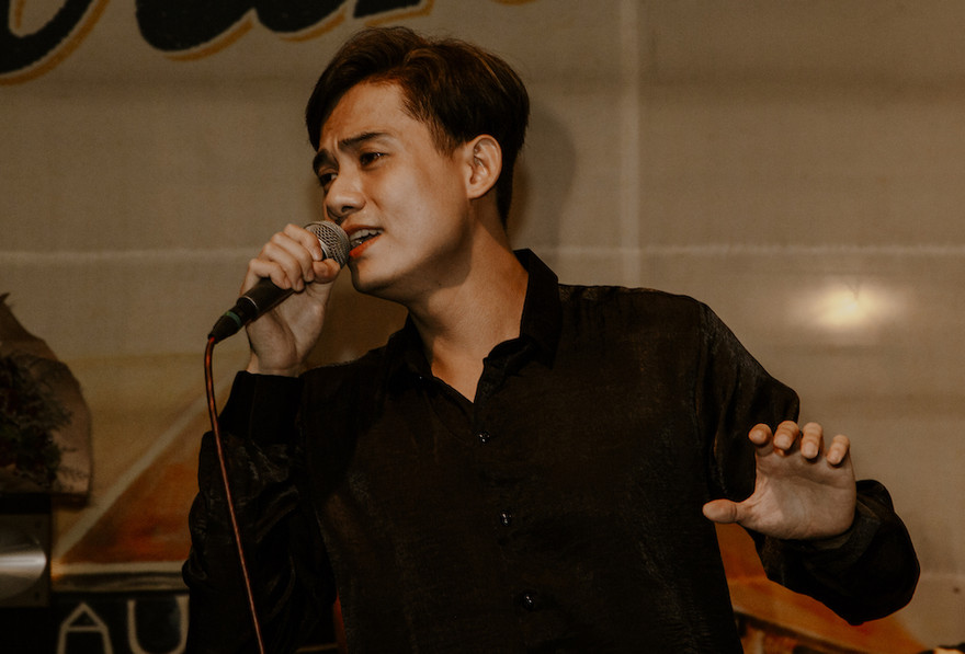 Ca sĩ Bảo Đăng từng đập đàn và khủng hoảng tinh thần khi bị khán giả chê hát dở 