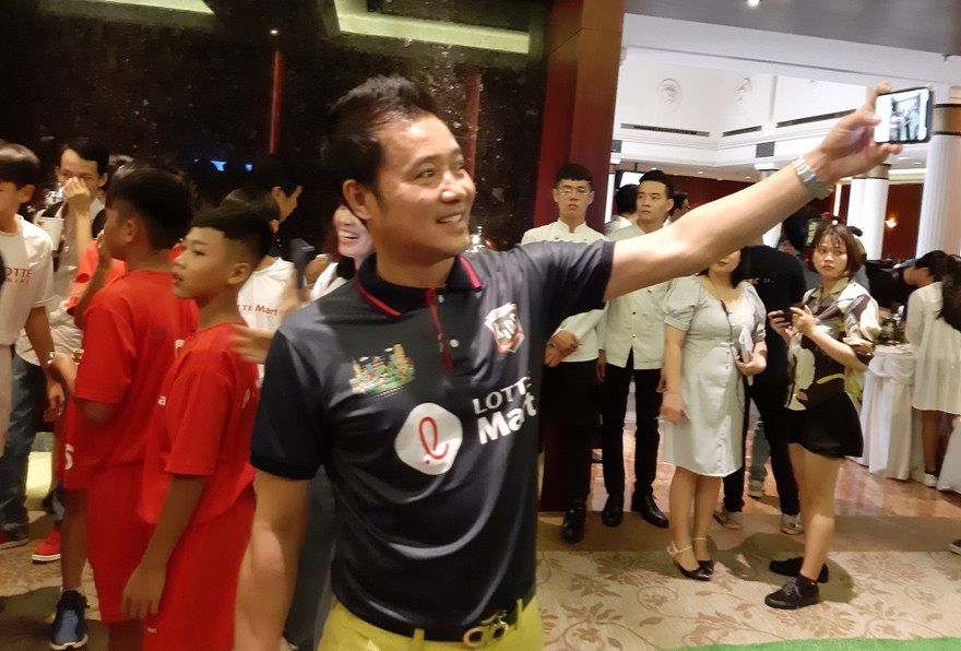 Danh thủ Hồng Sơn tự tin sẽ đào tạo ra những Quang Hải, Văn Hậu mới 