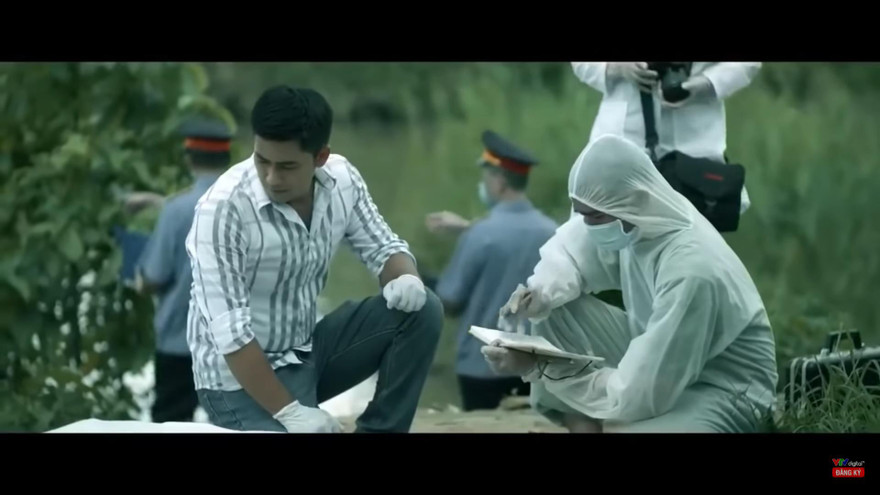 "Mặt nạ gương" là phim tiếp theo trong sêri "Cảnh sát hình sự"