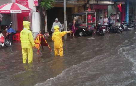 Công ty Thoát nước Hà Nội sẽ huy động hơn 2.000 người chống ngập úng dịp 2/9.