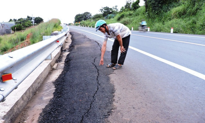 Đoạn bị rạn lún tại thôn Bắc Sơn