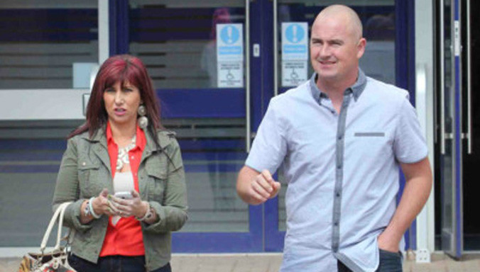 Vợ cũ dùng Facebook khủng bố chồng suốt hai năm