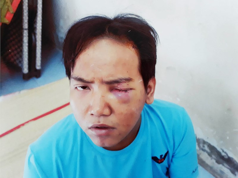 Giang tỏ ra khá bình tĩnh khi ở trụ sở công an. Ảnh H. Tâm - Pháp Luật TP. HCM