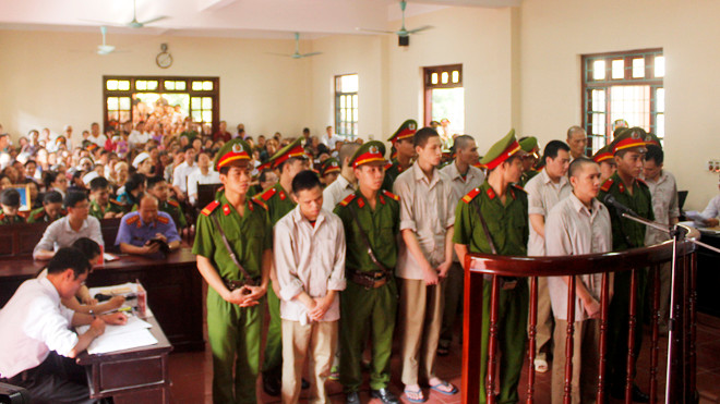 Các bị cáo tại phiên toà