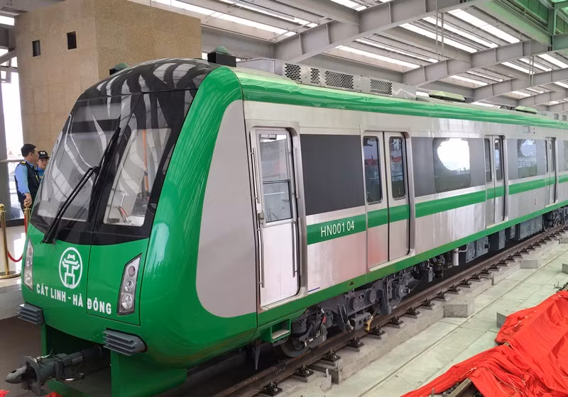 Sau 8 lần lỡ hẹn, đường sắt Cát Linh-Hà Đông đúng hẹn vào tháng 12 tới?. Ảnh: T.Đảng