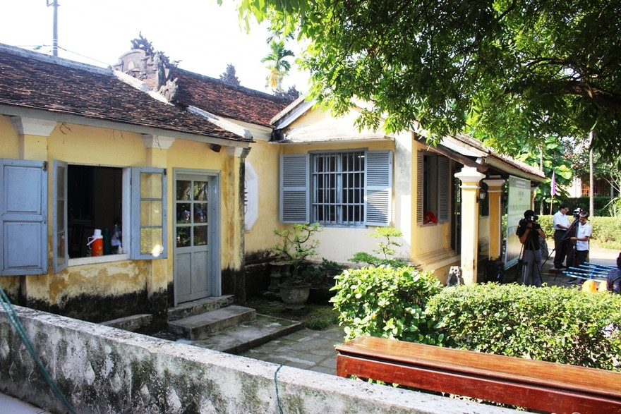 Trải qua gần 100 năm, phủ thờ công chúa triều Nguyễn nay đã xuống cấp.