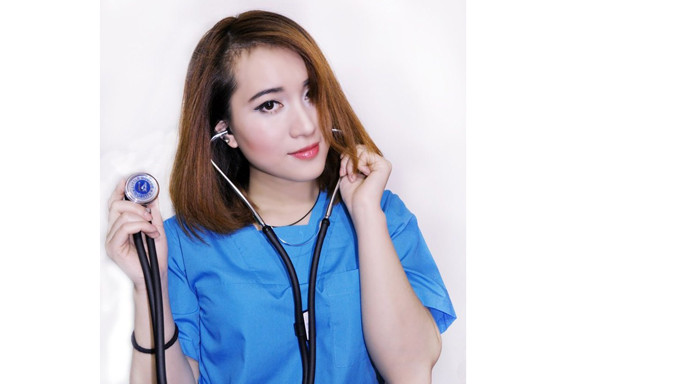 Không chỉ xinh đẹp, Phương Anh còn gây ấn tượng bởi bảng thành tích học tập tốt và tích cực tham gia các hoạt động ngoại khóa