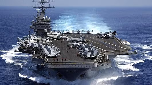 Tàu sân bay USS Carl Vinson. Ảnh: Reuters.