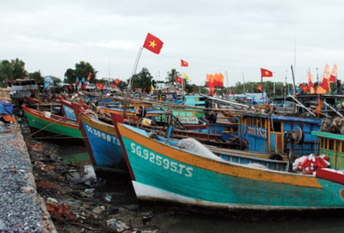 Tàu thuyền neo đậu tránh bão tại Cần Giờ.