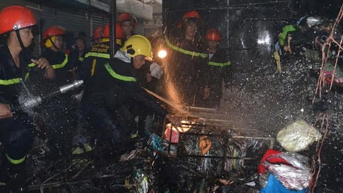 Hiện trường vụ cháy. Ảnh: Bùi Trường Giang/Vietnam+.