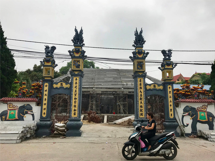 Kỷ luật khiển trách ba cá nhân trong vụ bê tống hoá đình Lương Xá