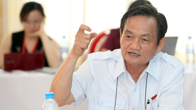  Đại biểu Trần Du Lịch - Tổ TPHCM. ảnh : Hồng vĩnh