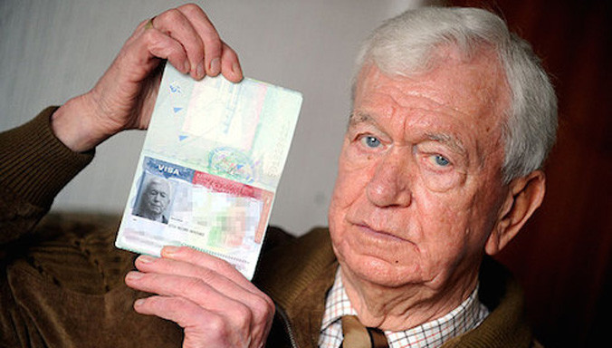 Ông John McGarry đã mất 9.000 đô cho một chuyến du lịch ác mộng. Ảnh: Cascade.