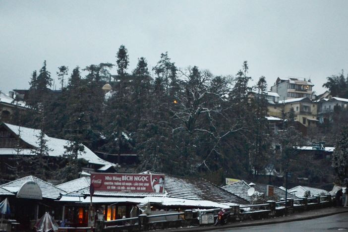 Sapa mênh mông tuyết trắng làm du khách thích mê